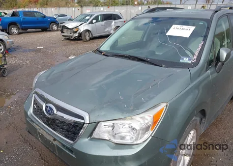 2015 Subaru Forester 2.5I Premium z USA, uszkodzony, nr VIN JF2SJADC1FH594271